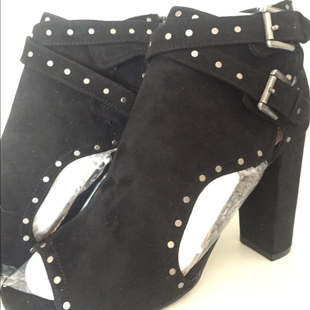 Black Studded 4" Block Heels Women's Size 6 New